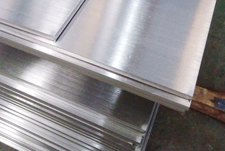 An Expert's Guide to Stainless Steel 304 Sheet